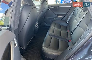 Ліфтбек Tesla Model S 2020 в Одесі
