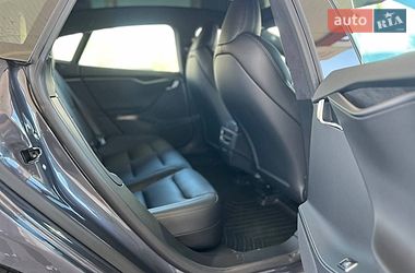 Ліфтбек Tesla Model S 2020 в Одесі