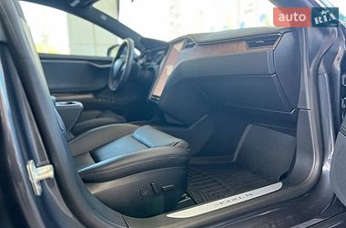 Ліфтбек Tesla Model S 2020 в Одесі