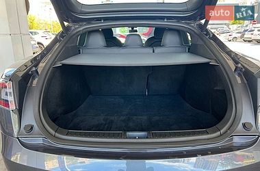 Ліфтбек Tesla Model S 2020 в Одесі