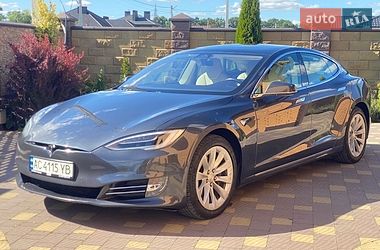 tesla model-s 2018 в Луцк от про продавца Ivan Martynjuk tesla model-s 2018 в Луцк от профессионального продавца Ivan Martynjuk
