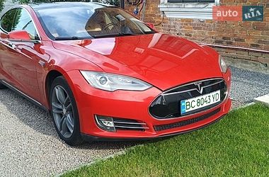 Лифтбек Tesla Model S 2013 в Львове
