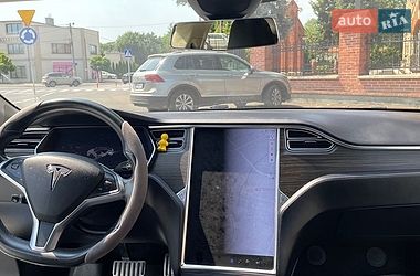 Ліфтбек Tesla Model S 2016 в Житомирі