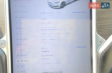 Ліфтбек Tesla Model S 2016 в Житомирі
