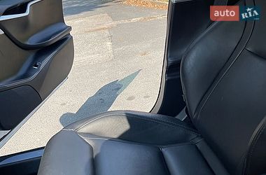 Ліфтбек Tesla Model S 2016 в Житомирі