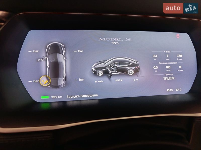 Ліфтбек Tesla Model S 2015 в Києві