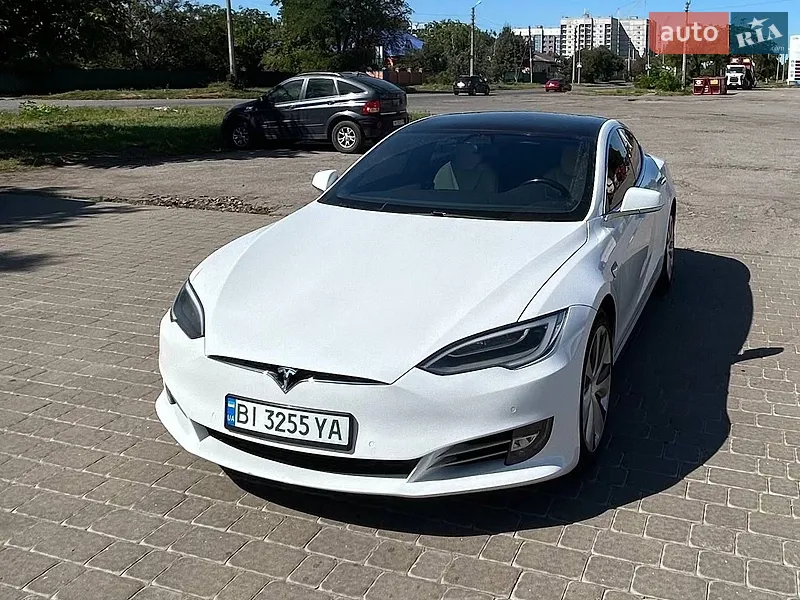 Tesla Model S