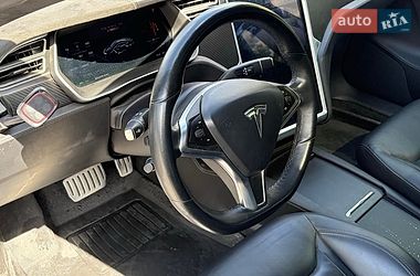 Ліфтбек Tesla Model S 2016 в Києві