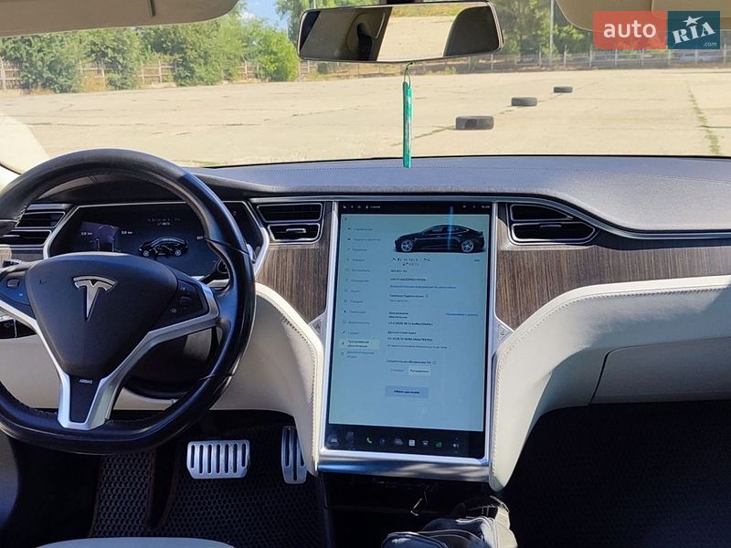 Ліфтбек Tesla Model S 2013 в Южноукраїнську фото 13 Ліфтбек Tesla Model S 2013 в Южноукраїнську