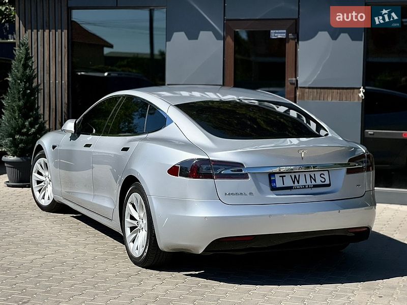 Лифтбек Tesla Model S 2016 в Одессе фото 6 Лифтбек Tesla Model S 2016 в Одессе