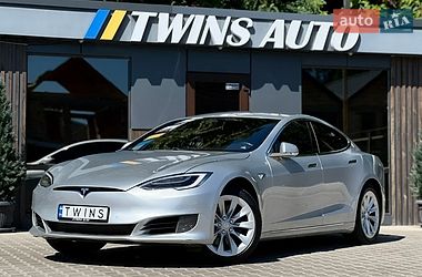 Лифтбек Tesla Model S 2016 в Одессе фото 13 Лифтбек Tesla Model S 2016 в Одессе