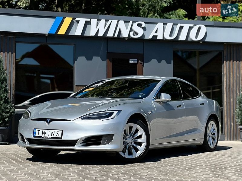 Лифтбек Tesla Model S 2016 в Одессе фото 13 Лифтбек Tesla Model S 2016 в Одессе