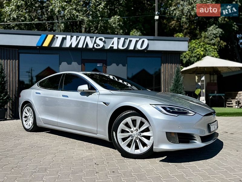 Лифтбек Tesla Model S 2016 в Одессе фото 16 Лифтбек Tesla Model S 2016 в Одессе