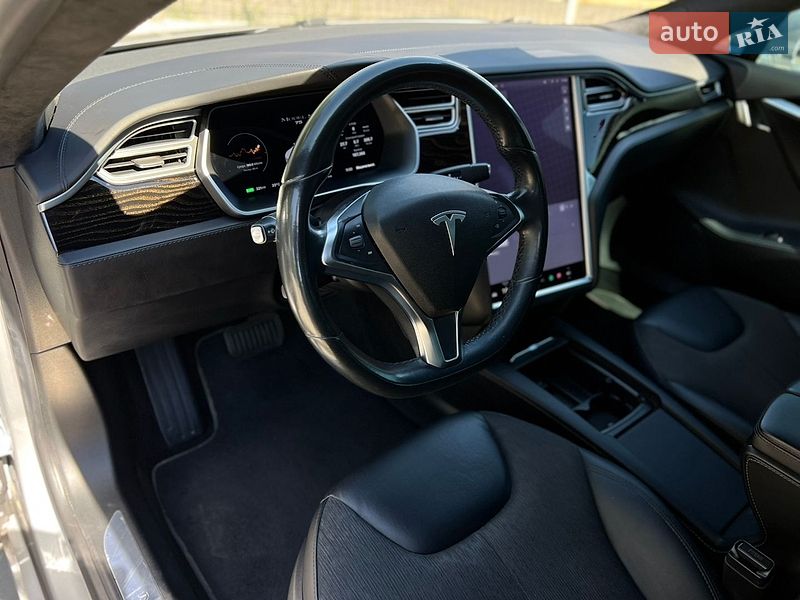 Лифтбек Tesla Model S 2016 в Одессе фото 25 Лифтбек Tesla Model S 2016 в Одессе