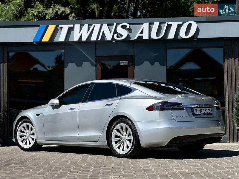 Лифтбек Tesla Model S 2016 в Одессе фото 24 Лифтбек Tesla Model S 2016 в Одессе