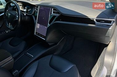 Лифтбек Tesla Model S 2016 в Одессе фото 28 Лифтбек Tesla Model S 2016 в Одессе