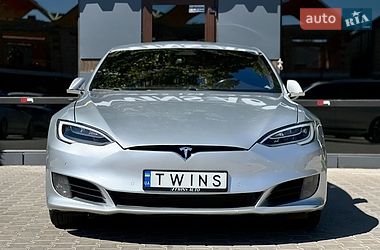 Лифтбек Tesla Model S 2016 в Одессе