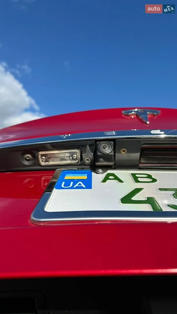 2014 Tesla Model S - мініатюра 15