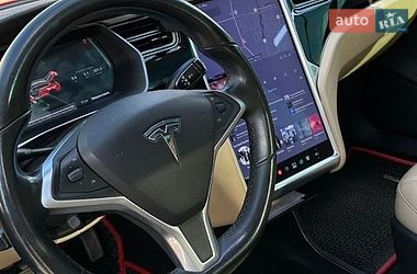 Лифтбек Tesla Model S 2014 в Виннице