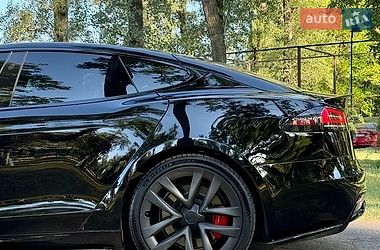 Лифтбек Tesla Model S 2021 в Киеве