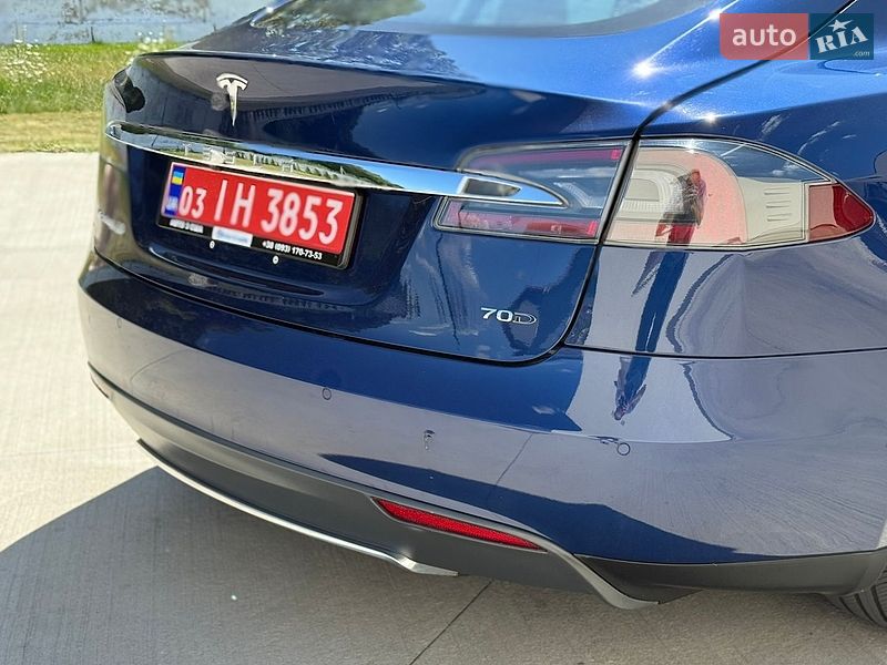 Ліфтбек Tesla Model S 2015 в Луцьку фото 8 Ліфтбек Tesla Model S 2015 в Луцьку