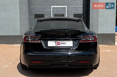 Лифтбек Tesla Model S 2021 в Киеве