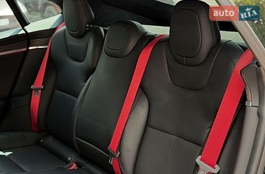 Лифтбек Tesla Model S 2021 в Киеве