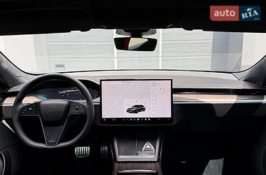 Ліфтбек Tesla Model S 2021 в Києві