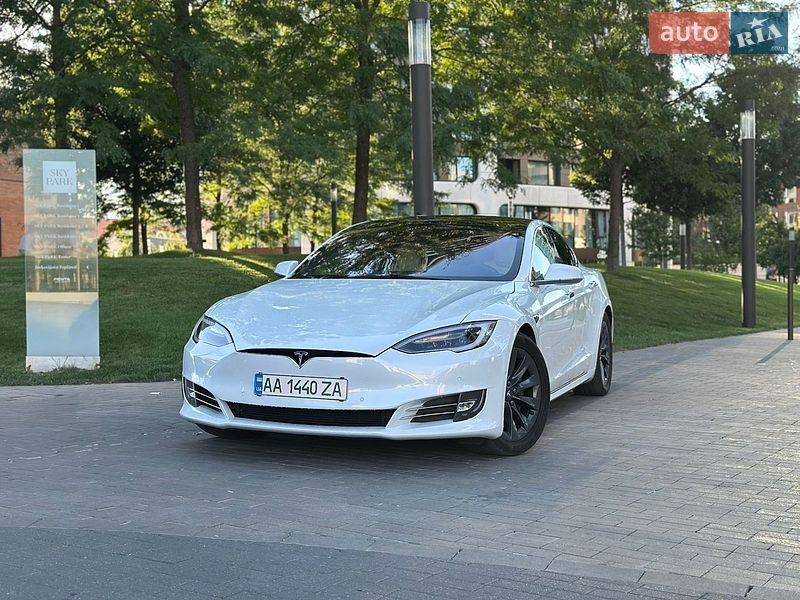 Ліфтбек Tesla Model S 2020 в Одесі фото 2 Ліфтбек Tesla Model S 2020 в Одесі