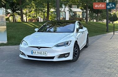 Ліфтбек Tesla Model S 2020 в Одесі фото Ліфтбек Tesla Model S 2020 в Одесі