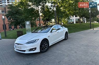 Ліфтбек Tesla Model S 2020 в Одесі фото 5 Ліфтбек Tesla Model S 2020 в Одесі