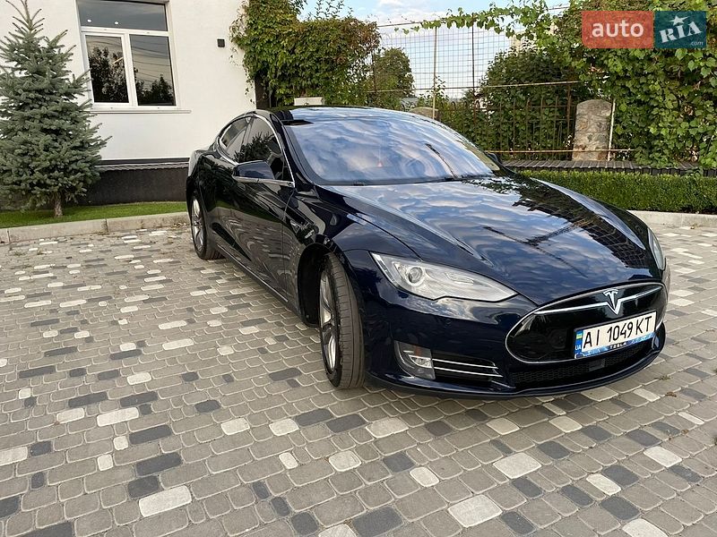 Ліфтбек Tesla Model S 2014 в Києві фото 5 Ліфтбек Tesla Model S 2014 в Києві