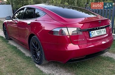 Ліфтбек Tesla Model S 2017 в Чернівцях фото 3 Ліфтбек Tesla Model S 2017 в Чернівцях