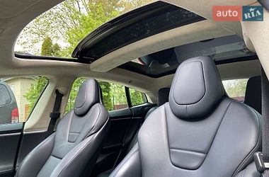 Ліфтбек Tesla Model S 2017 в Чернівцях фото 9 Ліфтбек Tesla Model S 2017 в Чернівцях