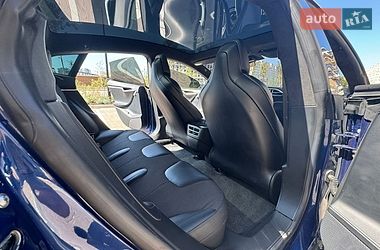Лифтбек Tesla Model S 2017 в Софиевской Борщаговке