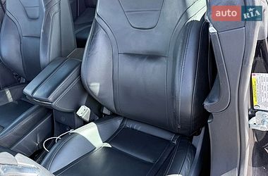 Лифтбек Tesla Model S 2015 в Ровно