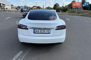 Лифтбек Tesla Model S 2015 в Киеве