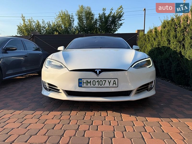 Лифтбек Tesla Model S 2020 в Сумах фото 5 Лифтбек Tesla Model S 2020 в Сумах