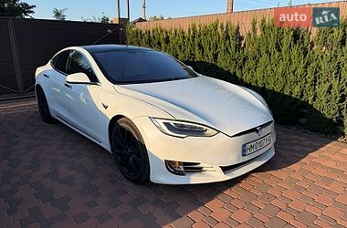Лифтбек Tesla Model S 2020 в Сумах фото Лифтбек Tesla Model S 2020 в Сумах