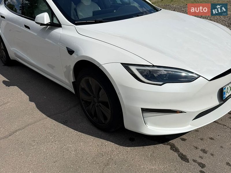 Лифтбек Tesla Model S 2022 в Харькове
