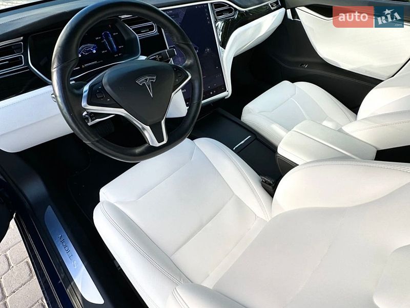 Лифтбек Tesla Model S 2017 в Ивано-Франковске фото 13 Лифтбек Tesla Model S 2017 в Ивано-Франковске