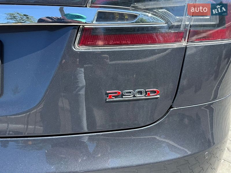 Лифтбек Tesla Model S 2016 в Львове фото 13 Лифтбек Tesla Model S 2016 в Львове