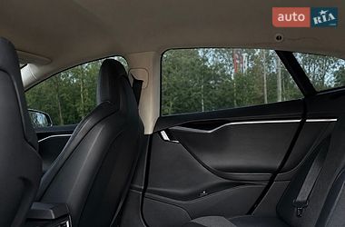 Лифтбек Tesla Model S 2014 в Николаеве