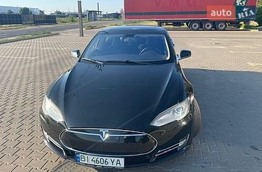 Лифтбек Tesla Model S 2013 в Полтаве