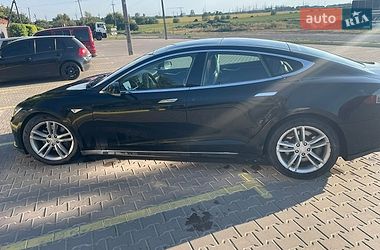 Ліфтбек Tesla Model S 2013 в Полтаві