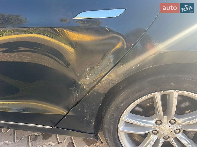 Ліфтбек Tesla Model S 2013 в Полтаві