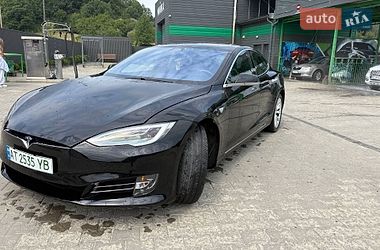 Лифтбек Tesla Model S 2018 в Коломые