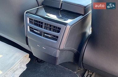 Лифтбек Tesla Model S 2018 в Днепре