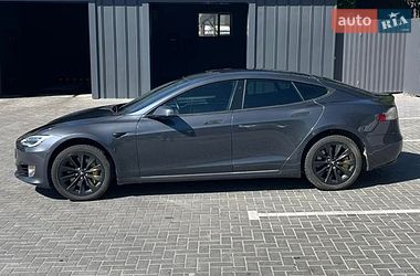 Ліфтбек Tesla Model S 2017 в Кам'янець-Подільському