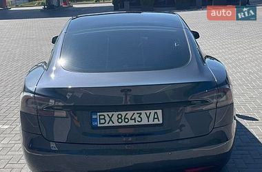 Ліфтбек Tesla Model S 2017 в Кам'янець-Подільському